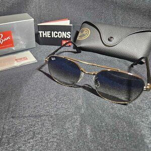 Elegant Gold-Framed Gradient Aviator Sunglasses - Brand New Set